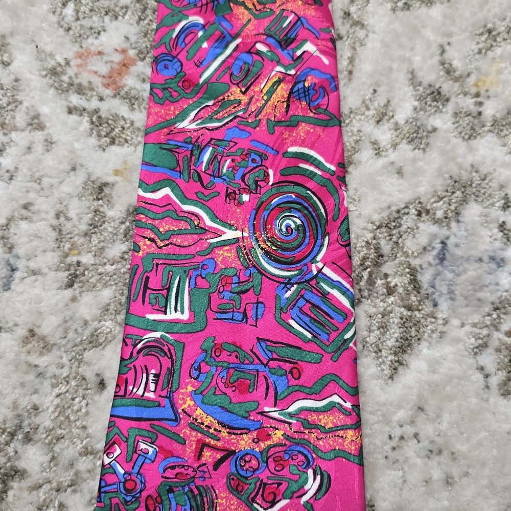 Bitzee Vibrant Pink Patterned Neck Tie-very Good Condition